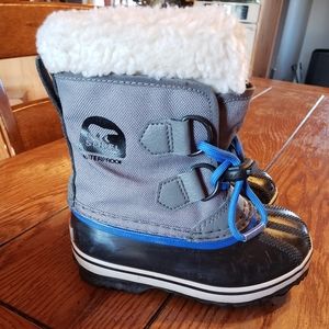 Sorel waterproof winter boots